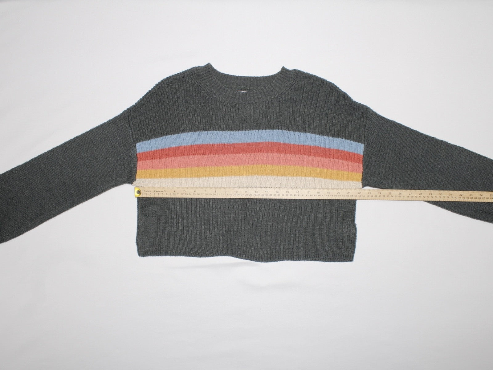 American Eagle Outfitters Rainbow Striped Cropped Crewneck Sweater W Medium