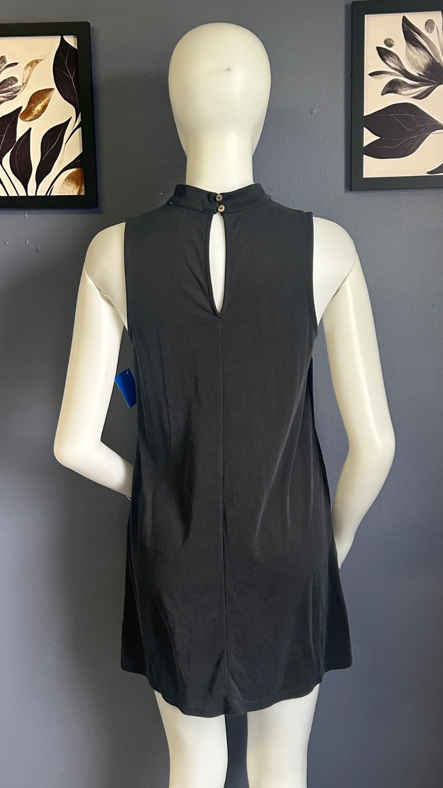 Alter'd State Sleeveless Keyhole Cross Strap V-Neck Mini Dress Black Small